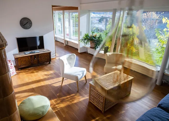 Beautiful Luxury Apartment With Terrace, Large Garden, Parking Space And Smart Tv